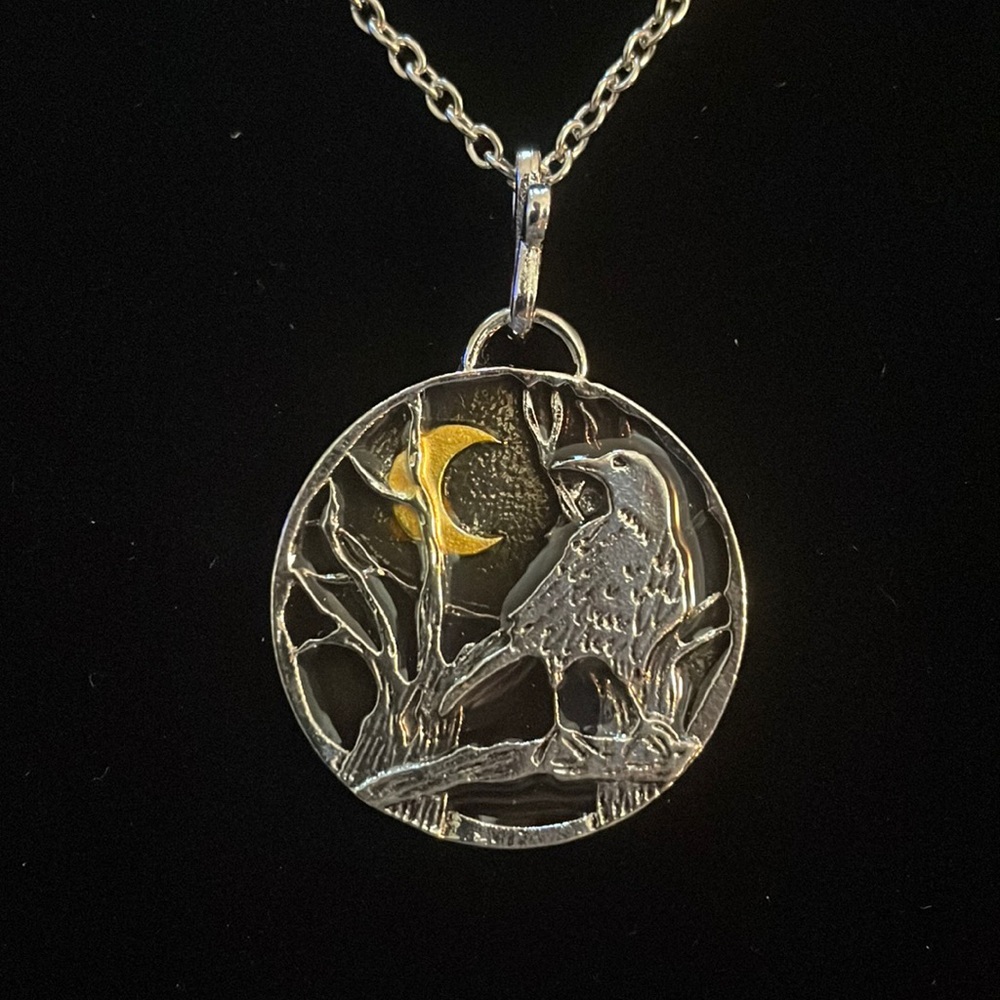A raven watching the moon necklace NEW